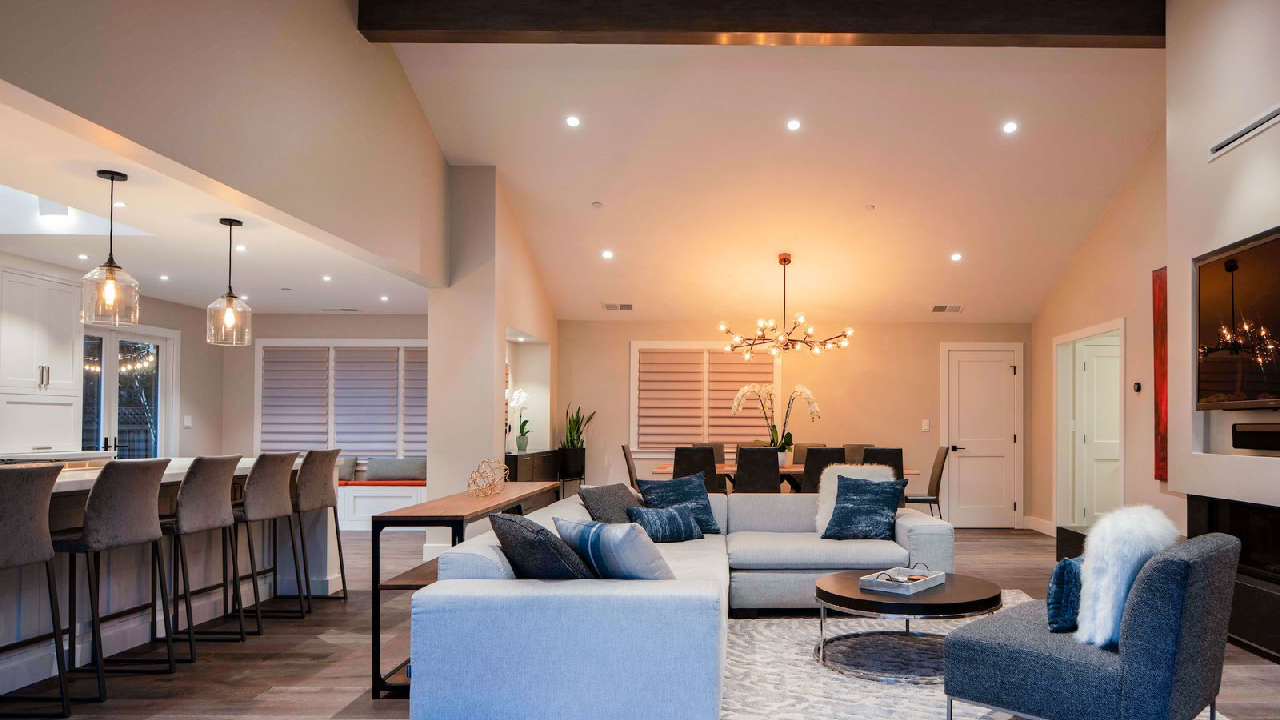 Light Home Designs & Ideas For a Brighter Living Space